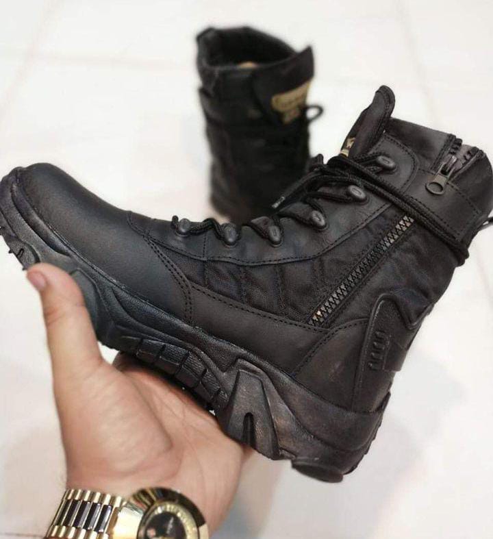 Men's Comfortable Safety Boots / Army Shoes